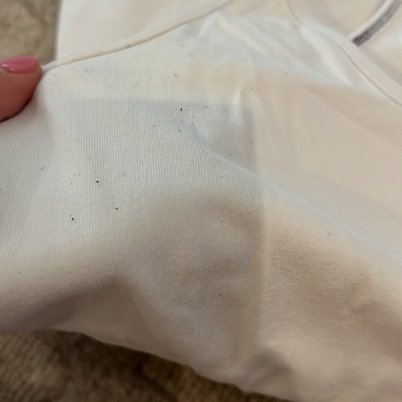 Lot of 2 Lululemon tops. Good condition - Picture 2 of 2